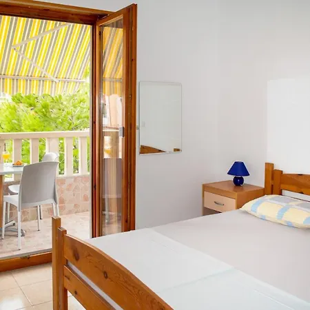 Turic Apartman Promajna